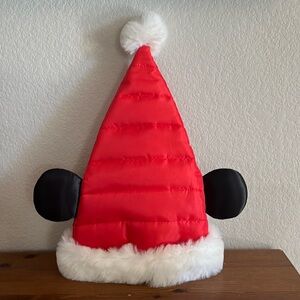 NEW DISNEY PARKS MICKEY MOUSE SANTA HAT PUFFER QUILTED EARS RED WHITE CHRISTMAS